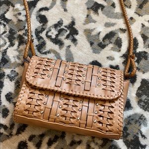 Cross body woven purse